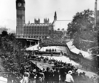 Queen Victoria passing Westminster Abbey in her Diamond Jubilee Procession by English Photographer